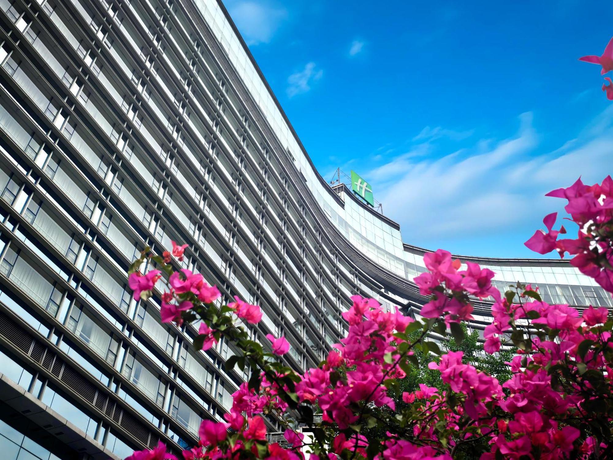 Holiday Inn Chengdu Century City-Westtower Exterior photo
